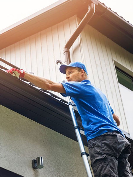Gutter Cleaning Vancouver WA 1